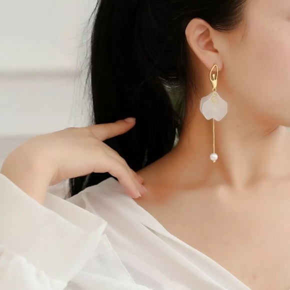 Ballet Dancer with Tulle Drop Pearl Gold Earrings - Picture 6 of 8